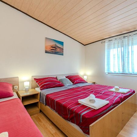 Apartmani Prpic Vir Exterior photo